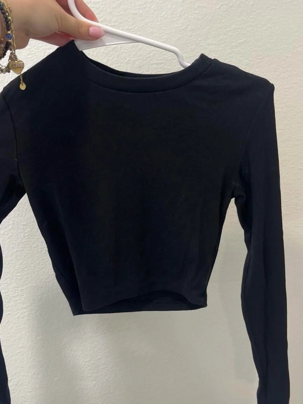 Zara Black Long-Sleeve Crop Tee